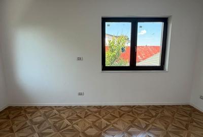 Casă cu 3 camere cu Teren 430 Mp în Central - 11