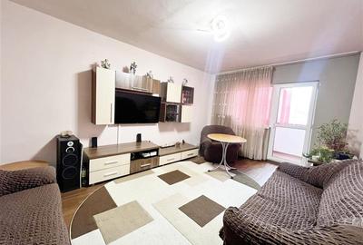Apartament cu 4 camere decomandat, mobilat în Răcădău