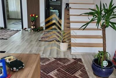 Casă cu 4 camere cu Teren 3.5 Mp în Central - 4
