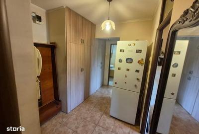 Apartament cu 2 camere decomandat în Dacia