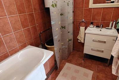 Casă cu 3 camere cu Teren 1500 Mp în Ianova