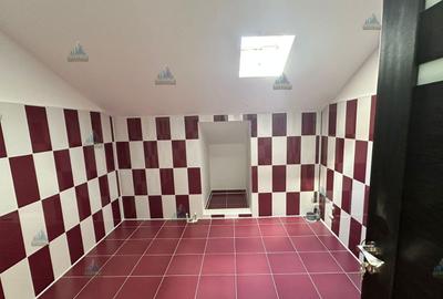 Casă cu 6 camere cu Canalizare în Nord-Est - 21