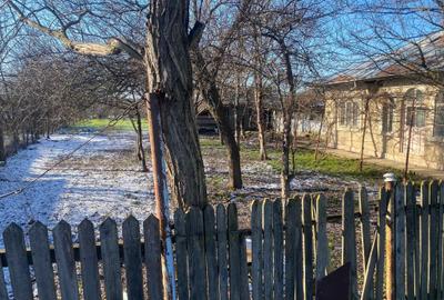 Casă cu 4 camere cu Teren 2000 Mp în Cuza Vodă - 7