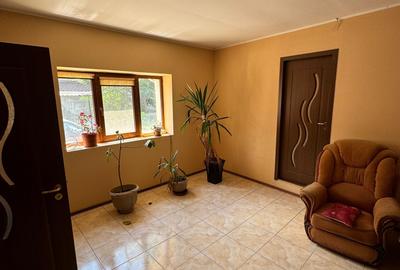 Casă cu 4 camere cu Teren 1065 Mp în Valu lui Traian
