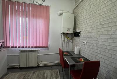 Garsonieră decomandată în Central - 6