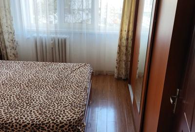 Apartament cu 2 camere decomandat în Păcii