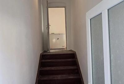 Casă cu 2 camere cu Teren 110 Mp în Central