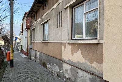 Casă cu 3 camere în Central - 2