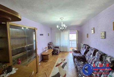 Apartament cu 2 camere decomandat în Babadag