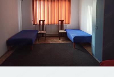 Casă cu 15 camere cu Teren 1000 Mp în Central - 3