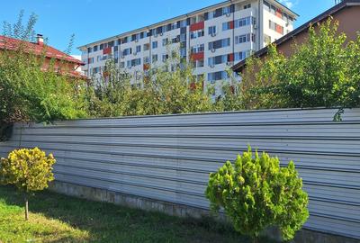 Garsonieră decomandată în Roșu