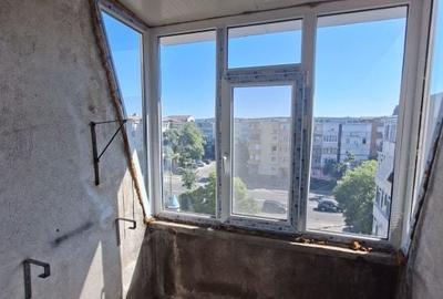 Apartament cu 4 camere decomandat în Lăpuș Argeș