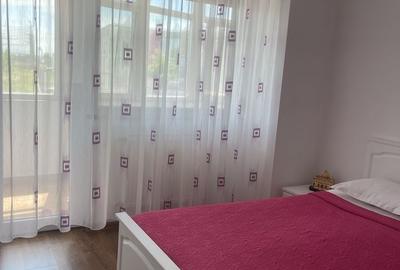 Apartament cu 3 camere decomandat în Nufărul - 3