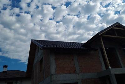 Casă cu 4 camere în Central
