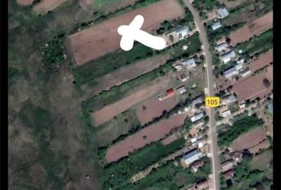 Teren de 4400 mp, în Singureni