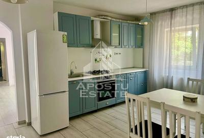 Apartament cu 3 camere, mobilat în Complex Studențesc