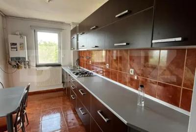 Apartament cu 3 camere semidecomandat în Unirea - 1