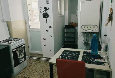 Garsonieră decomandată în Energiei