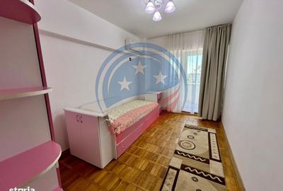 Apartament cu 3 camere decomandat în Albești