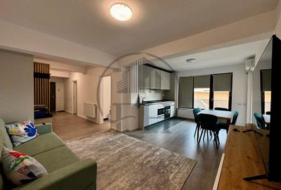 Apartament cu 2 camere semidecomandat, mobilat în Palazu Mare