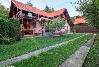Casă cu 5 camere cu Teren 735 Mp în Volovăț - 2