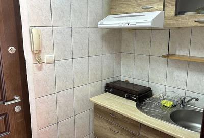 Garsonieră decomandată în Iris - 2