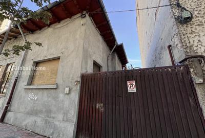 Casă individuală cu 5 camere cu Canalizare în P-ța Alba Iulia