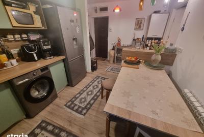 Apartament cu 2 camere în Piața Centrală