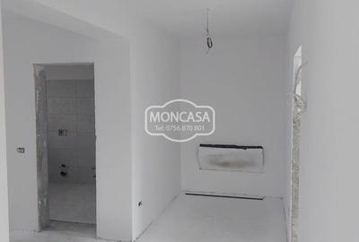 Casă cu 4 camere cu Teren 438 Mp în Central
