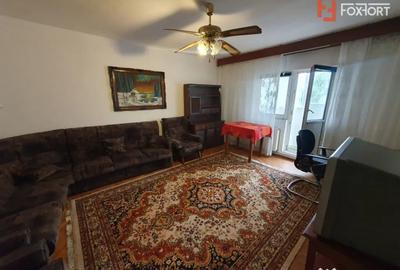 Apartament cu 3 camere decomandat, mobilat în Steaua