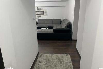 Apartament cu 3 camere în Micro 3 - 5