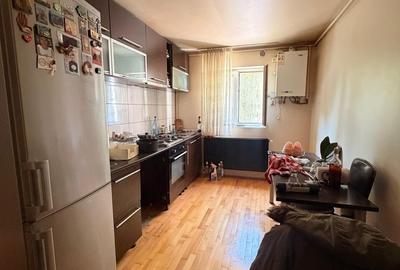 Apartament cu 4 camere decomandat în Central - 6