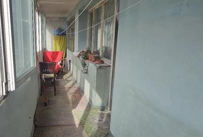 Apartament cu 2 camere semidecomandat în Titan - 3