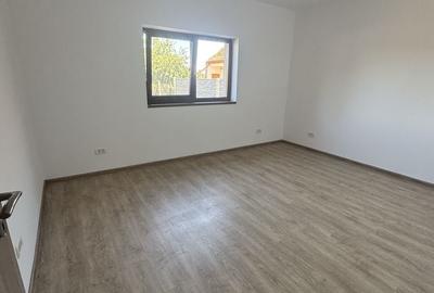 Casă cu 3 camere în Giarmata - 1