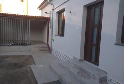 Casă cu 2 camere în Central