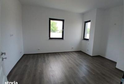 Casă cu 4 camere cu Teren 800 Mp în Corbeanca - 11