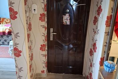 Apartament cu 3 camere decomandat în Micro 5 - 13