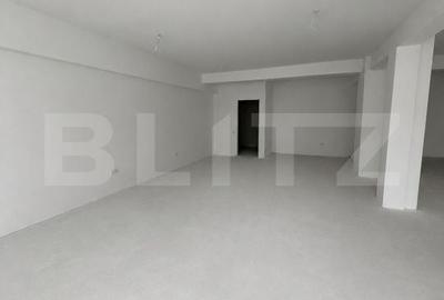 Spațiu comercial, de 90 mp, în Central