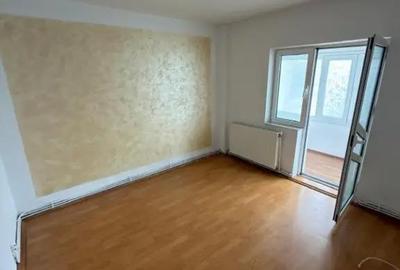 Apartament cu 3 camere decomandat în Balta Albă - 8