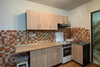 Apartament cu 2 camere semidecomandat în Apusului