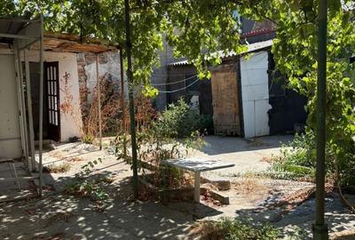 Casă cu 3 camere cu Canalizare în Faleza Nord - 2