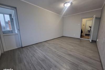 Apartament cu 3 camere decomandat în Micro 38 - 2