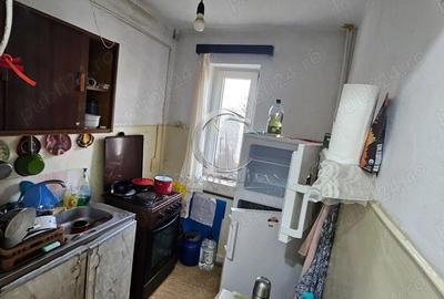 Apartament cu 2 camere în Micro 14