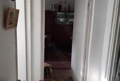 Apartament cu 3 camere semidecomandat în Central - 8