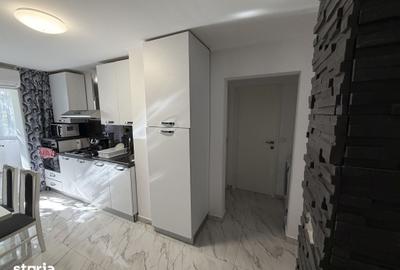 Apartament cu 2 camere decomandat în Rogerius