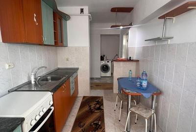 Apartament cu 2 camere decomandat, mobilat în Mazepa 1
