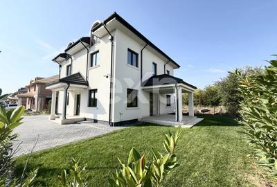 Casă individuală cu 9 camere cu Teren 400 Mp în Corbeanca