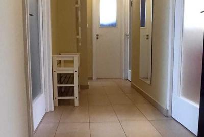 Apartament cu 3 camere decomandat în Tudor - 2