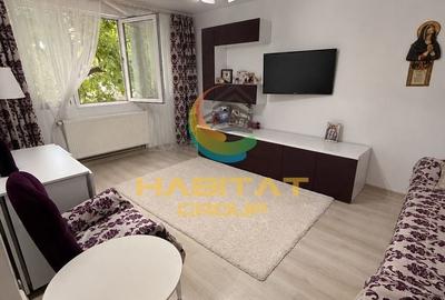 Apartament cu 3 camere decomandat, mobilat în Apărătorii Patriei