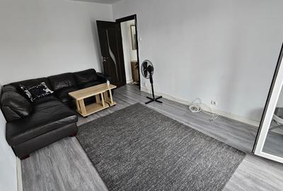 Apartament cu 2 camere decomandat în Florilor - 1